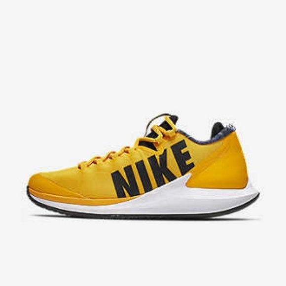 Nike sneakers for man's and woman sports